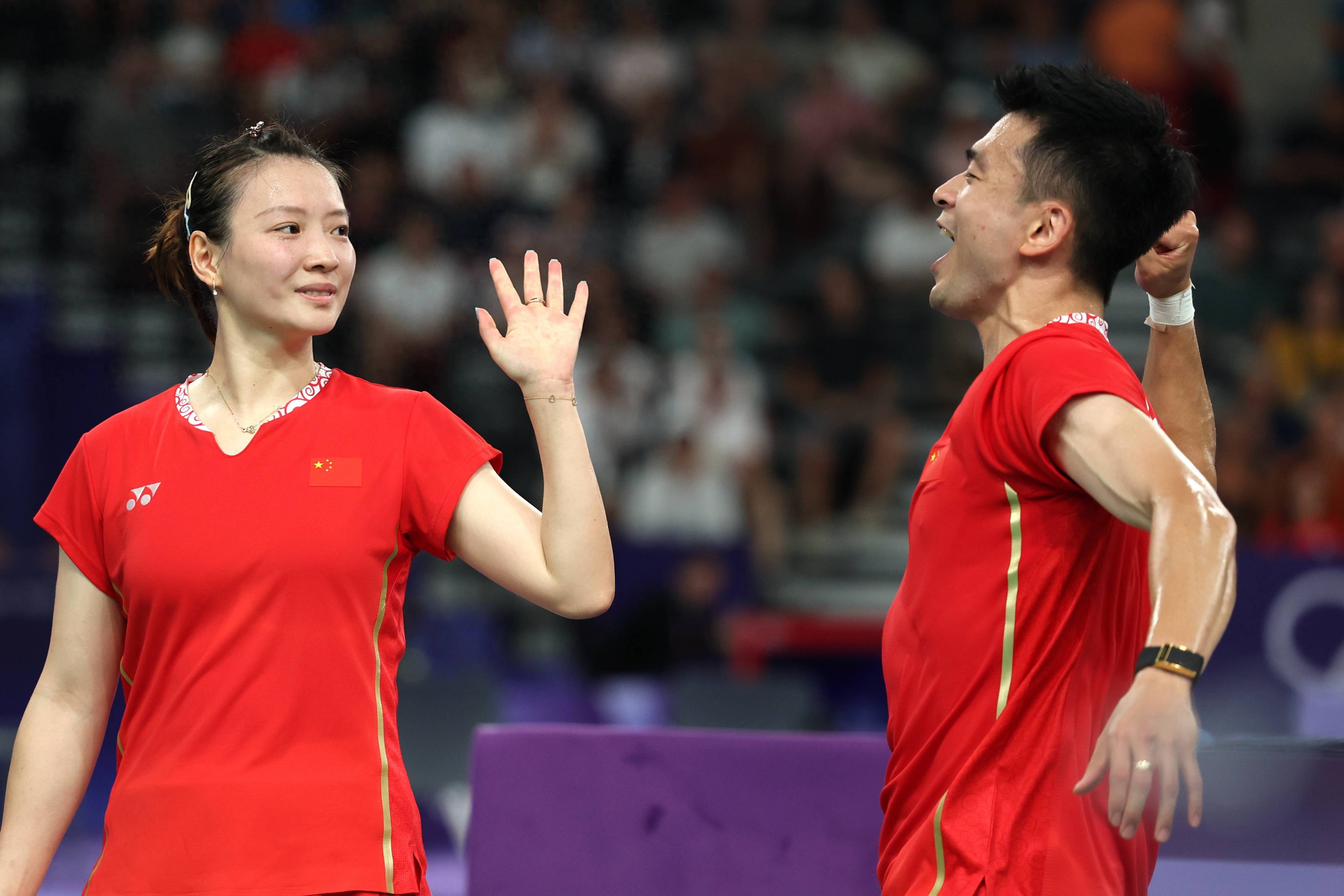 中国队轻取法国队,郑思维高光表现 中国队轻取法国队,郑思维高光表现