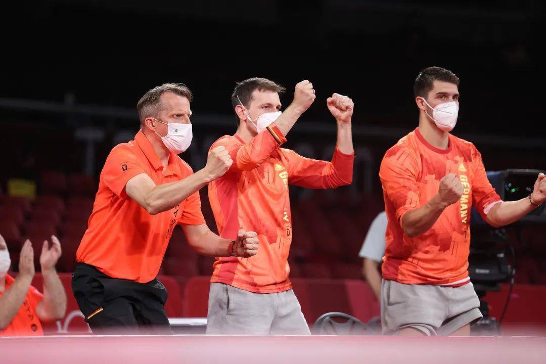 英格兰队翻盘德国队，马龙高光表现