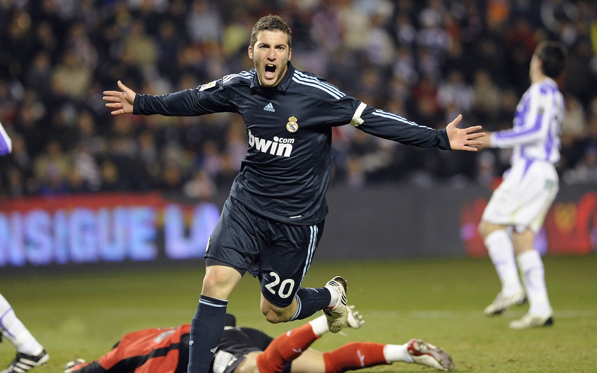 舞台越大越越强，杰伦·格林年度焦点之战封神夜